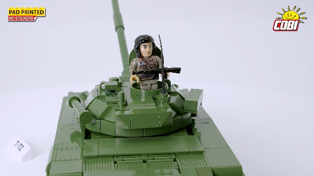 Amazon.com: COBI Armed Forces T-72 (East Germany/Soviet
